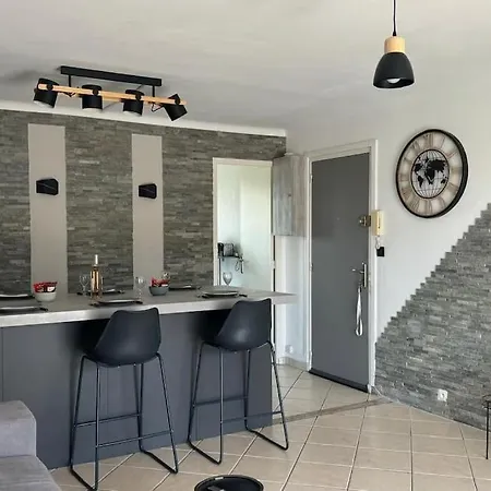 Apartment Cosy 6 Couchages Saint-Raphael (Var)
